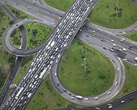 Gerilim eksikliği ile gerildiğimiz bir haftanın ardından merhaba,