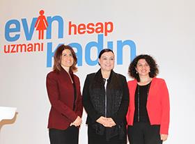 Kadınlar haklarını öğreniyor