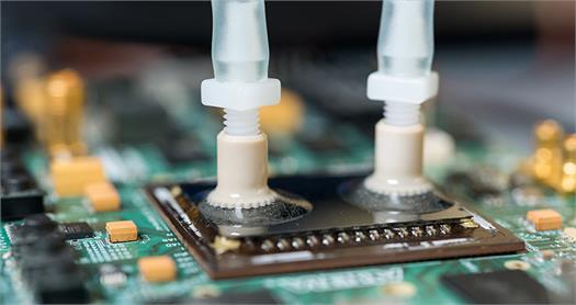 Çiplere sıvı enjekte edilecek