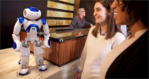 Otellerde konukları artık Watson karşılayacak