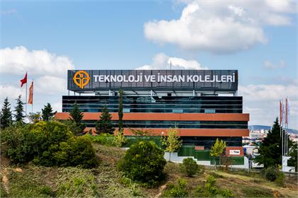 Tink’te ortaokul sınıfları eğitime başlıyor