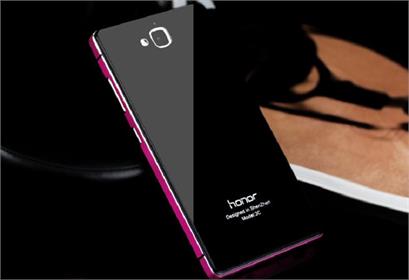 Honor, Dora ile distribütörlük anlaşması imzaladı