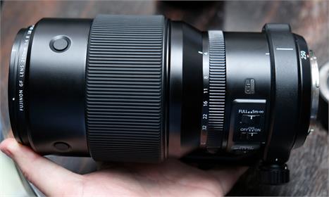 ​Fujifilm'in -10 derecede çalışabilen yeni lensi: GF 250mm F4 R LM OIS WR