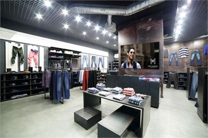 Panasonic 4K ekran serisini tanıttı