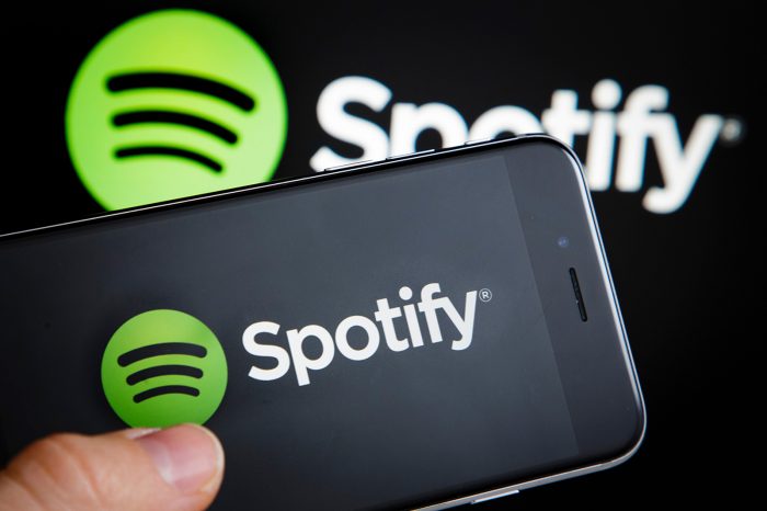 Spotify, ücretsiz aboneler için reklamları geçme özelliğini sunabilir