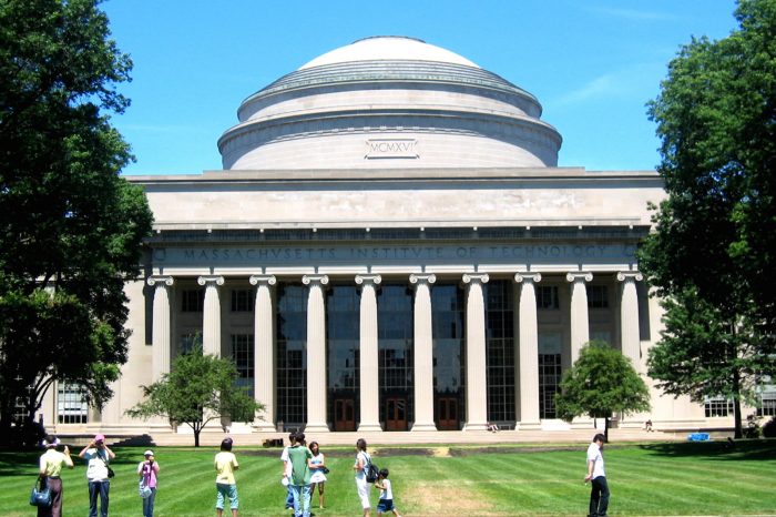 MIT, yapay zeka koleji kurmaya hazırlanıyor