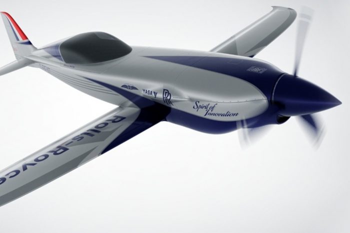 Rolls-Royce, dünyanın en hızlı elektrikli uçağı için çalışmalara başladı