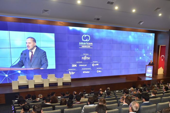 Türkiye’nin dijital dönüşüm yolculuğu ele alınacak