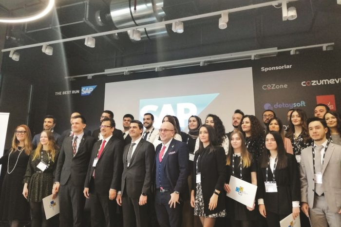 ‘SAP Genç Profesyoneller Programı’nda ilk kez ‘Büyük Veri’ eğitimi verildi