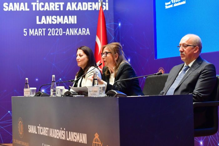 ‘Sanal Ticaret Akademisi’ bütün vatandaşların hizmetine açılıyor