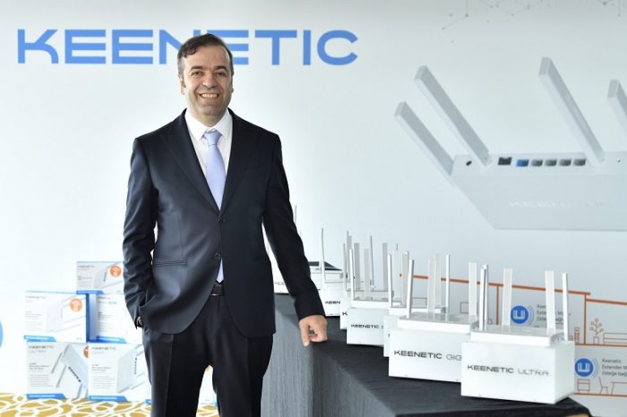 "Uzaktan Eğitim ve Hibrit Eğitim için Evlerimizin Her Yerinden Çeken Verimli ve Güvenli Bir Kablosuz Ağa Sahip Olmak Şart"