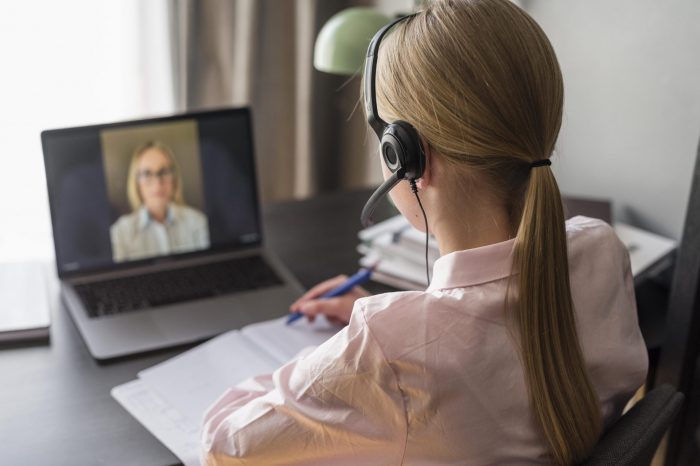 Milyarlık Evrensel Hizmet Fonu Milyonlarca Öğrenciye Umut Olabilir