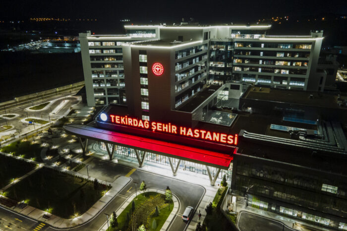 Trakya’nın en büyük sağlık tesisi Tekirdağ Şehir Hastanesi yarın Cumhurbaşkanı Recep Tayyip Erdoğan’ın katılımıyla kapılarını açıyor
