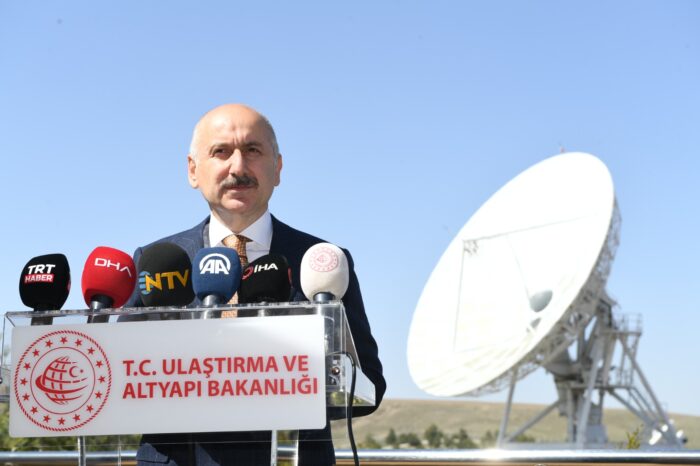 Türkiye’nin İlk Milli Haberleşme Uydusu Türksat 6A’yı “Space X” Fırlatacak