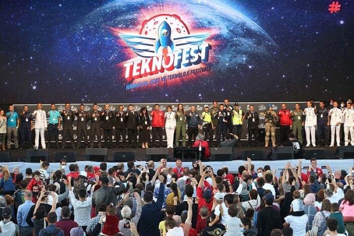 TEKNOFEST bir takım oyunu