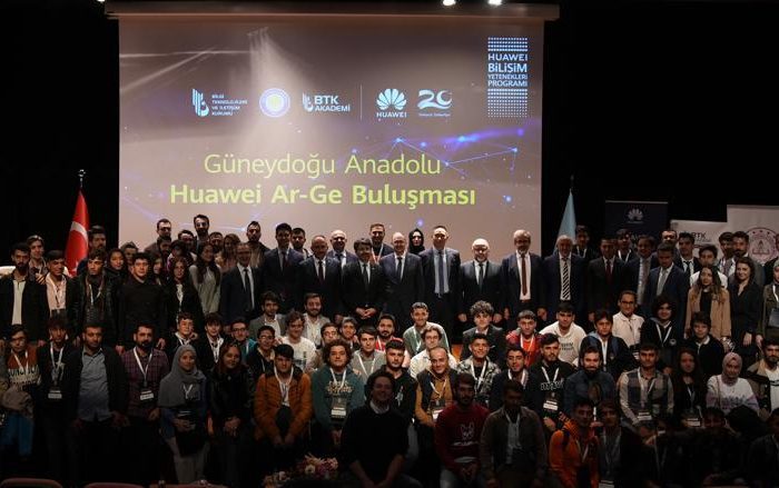 BTK ve Huawei, eğitimde fırsat eşitliği için Dicle Üniversitesi’nde buluştu