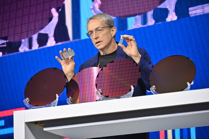 Hedef; yapay zekanın her yere taşınmasını sağlamak