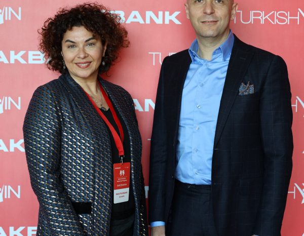 Akbank ve TurkishWIN iş birliğinde BinYaprak Kadın Girişimci Mentorluk Programı başladı