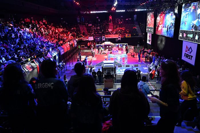 9 farklı ülkeden 153 takım FIRST Robotics Competition ile İstanbul’da bir araya geldi