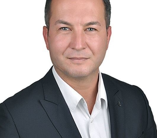 Sabancı Üniversitesi Dijital Dönüşüm Direktörü ve CDO'su Emre Sert:  “BÜYÜK BİR DİJİTAL DÖNÜŞÜM İÇİNDEYİZ”
