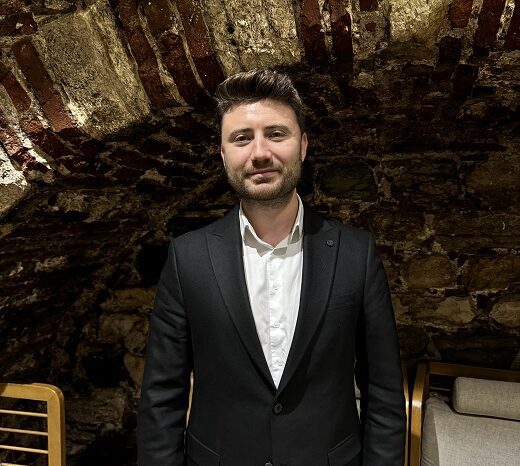 Sipay Elektronik Para Satıştan Sorumlu Genel Müdür Yardımcısı Kaan Güzel: “YATIRIM VE TASARRUF ÖN PLANA ÇIKIYOR”