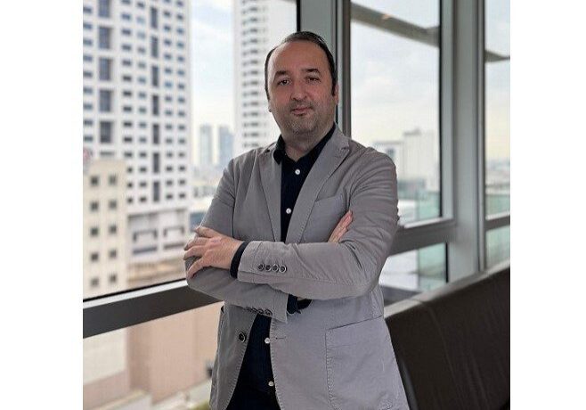 Ömer Akkaya1